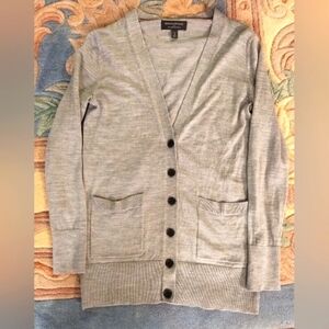 Banana Republic  100%Merino Wool Gray Women's Sweater